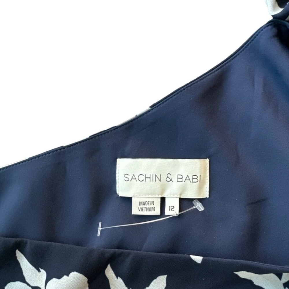 New SACHIN & VABI Navy Petal Floral One Shoulder Bow Chelsea Maxi Gown, Size 12 - Picture 7 of 12
